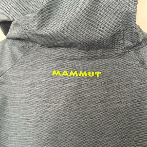 MAMMUT Drytech hooded jacket - Picture 8 of 12